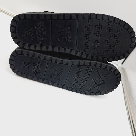 Essential Muk Luks Alyx Black Ebony Faux Suede/Fur waterproof Booties 10 - Picture 9 of 11